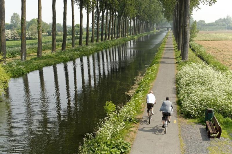 Huisje Aan De Schelde Spiere Zewnętrze zdjęcie